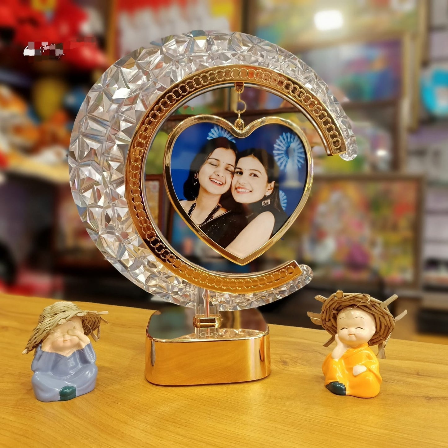 Enchanting Crystal Moon Lamp | Personalized Rotating Photo Frame (Heart/Round)